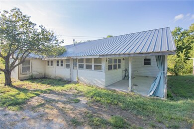 10296 E Highway 156, West Fork, AR 72774 - photo 6