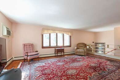 003-photo-living-room-7423111