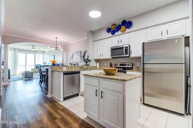 Legacy Towers Condo Rentals unit 1006, Gulfport, MS 39507 - photo 7