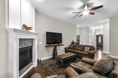 1143 S Cumberland Ave, Republic, MO 65738 - photo 6