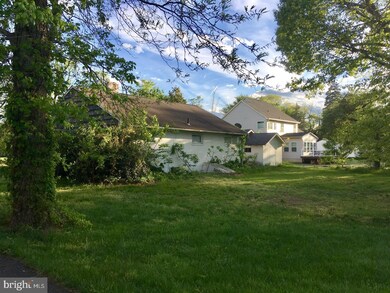 258 Clementon Rd, Berlin, NJ 08009 - photo 3