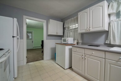 648 Chapin St, Ludlow, MA 01056 - photo 6