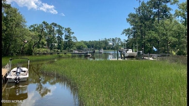 76 Hughes Rd, Hampstead, NC 28443 - photo 5