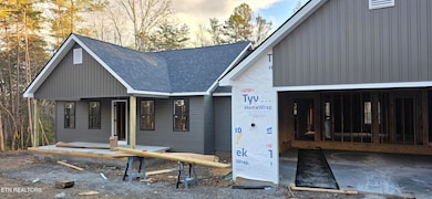 323 Cumberland Cove Rd, Monterey, TN 38574 - photo 2