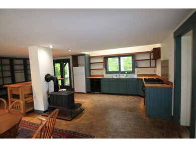 228 Maple St, Hopkinton, NH 03229 - photo 5