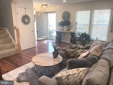 13 Silver Birch Ct, Owings Mills, MD 21117 - photo 5