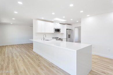 unlisted-address, Sun City, AZ 85373 - photo 6