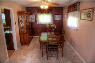 28 Cornell Cir, Broomall, PA 19008 - photo 4