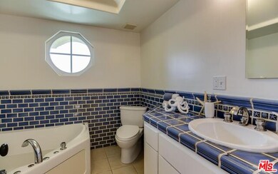 2020 Wellington Rd, Los Angeles, CA 90016 - photo 5