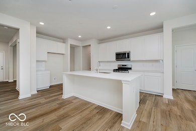 490 Allandale Ave, Westfield, IN 46074 - photo 2