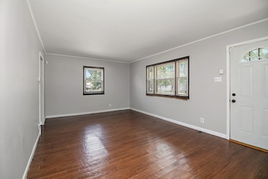 729 N Webster Cir W, Kankakee, IL 60901 - photo 2