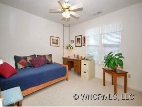 20 Gray Wolf Ln, Hendersonville, NC 28792 - photo 7