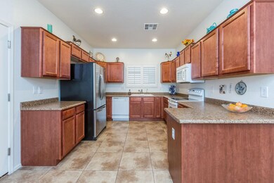 8) KITCHEN