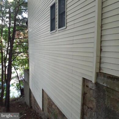 861 863 W Pine St, Ranshaw, PA 17866 - photo 3