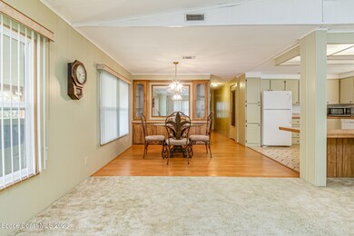 14_1960Mango202_mls