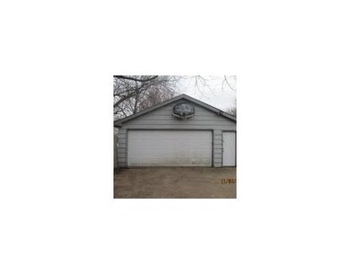 Parking Lot/Garage.
