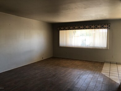 GREAT ROOM FROM ENTRANCE