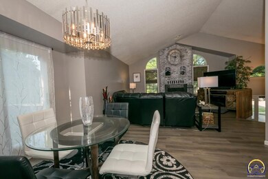 3371 SW Timberlake Ln, Topeka, KS 66614 - photo 7