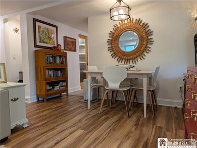 Dining area adjacent the sitting area