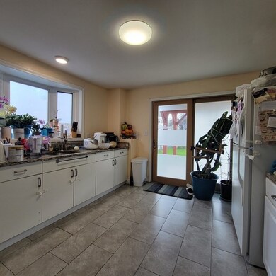 13 Sherman St unit 1, Peabody, MA 01960 - photo 4