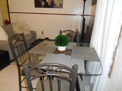 1 Clinton St unit 1, Newton, MA 02458 - photo 4