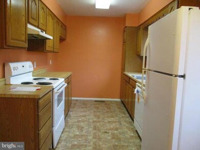 2 Cree Ct, Randallstown, MD 21133 - photo 5