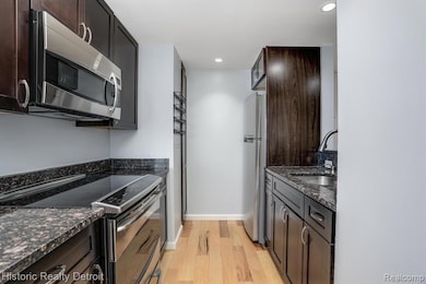 East Cooperative Lafayette unit 1604, Detroit, MI 48207 - photo 6