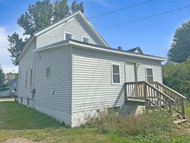2109 Thomas St, Marinette, WI 54143 - photo 4