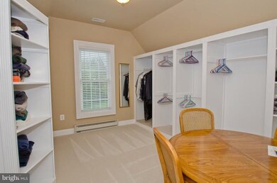 18211 Turnberry Dr, Round Hill, VA 20141 - photo 4