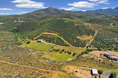 510 S Apache Knolls Trail, Dewey-Humboldt, AZ 86327 - photo 5