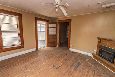 4850 Pleasant Site Rd, Selmer, TN 38375 - photo 6