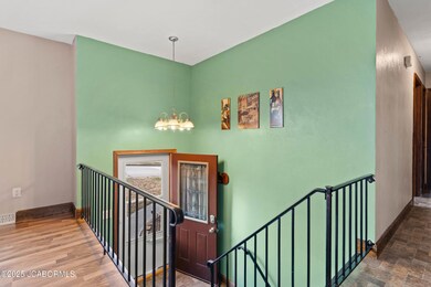 Split Foyer
