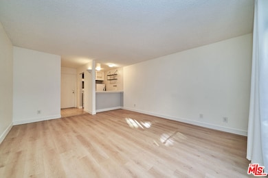 Garden Villas unit 120, Los Angeles, CA 90020 - photo 7