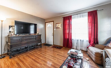 1549 Pulaski St, Lincoln, IL 62656 - photo 4