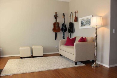 mahoganylivingroom