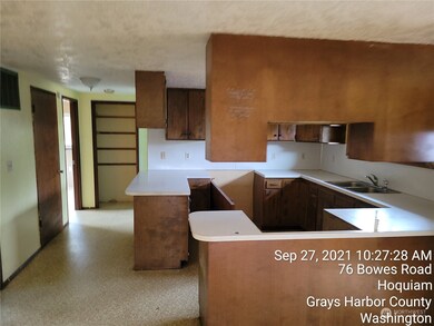 76 Bowes Rd, Hoquiam, WA 98550 - photo 4