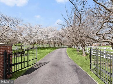 1300 Winners Cir, Gambrills, MD 21054 - photo 2