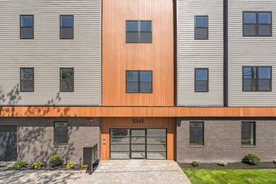 5245 Washington St unit 6, West Roxbury, MA 02132 - photo 3