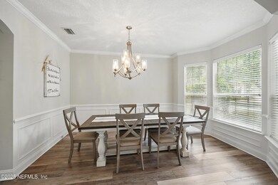 637 pelham rd-006