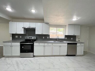 922 Shawnee Trace, Grand Prairie, TX 75051 - photo 4