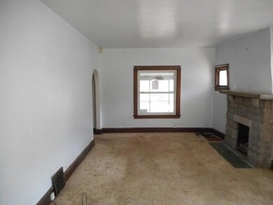 5716 Garfield Ave, Kansas City, MO 64130 - photo 3