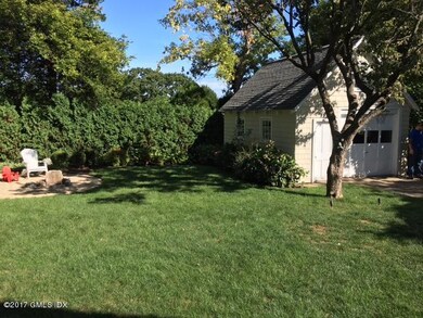 Yard w garage