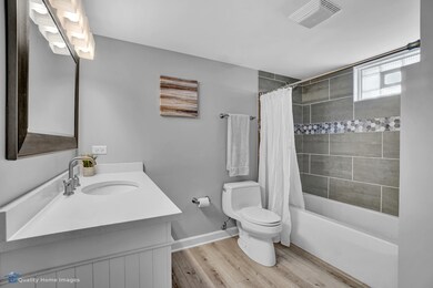 2201 Central Rd, Rolling Meadows, IL 60008 - photo 4