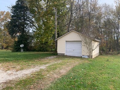 621 N Main St, Milan, IN 47031 - photo 6