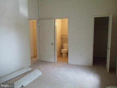 11330 Cherry Hill Rd unit 302, Beltsville, MD 20705 - photo 2