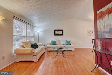 9125 Satyr Hill Rd, Parkville, MD 21234 - photo 6