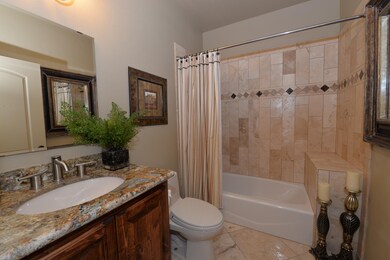 En Suit bath 2