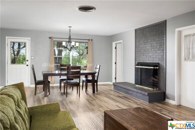 800 Dale Dr, San Marcos, TX 78666 - photo 6