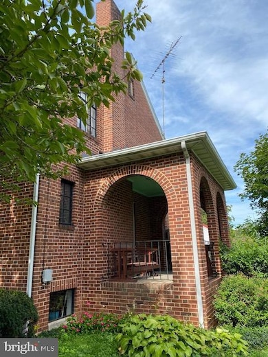 325 E Baltimore St, Taneytown, MD 21787 - photo 3