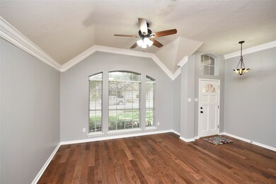 8218 Polished Stone Cir, Houston, TX 77095 - photo 3